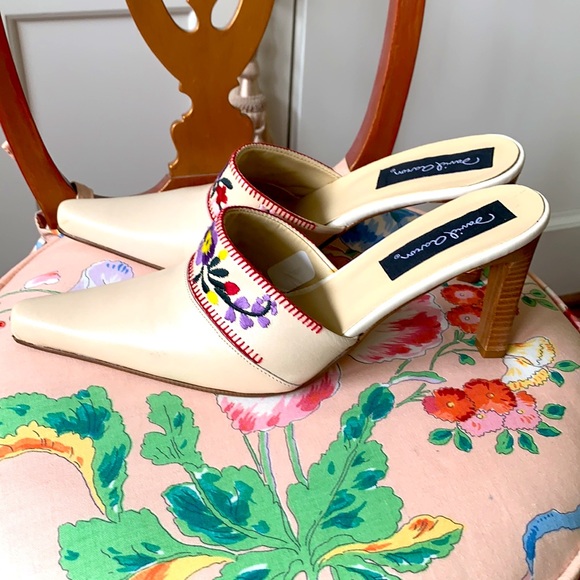 DAVID AARON GORGEOUS LEATHER SLIDES - Picture 6 of 8